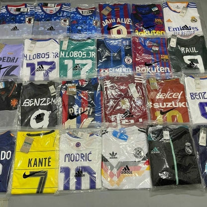 Mystery Box Camisetas Futbol Europeo - (3 a 6 Camisetas)